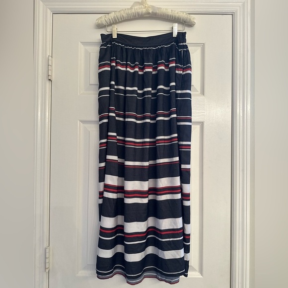 🌸3 for $20🌸 Tommy Hilfiger Striped Maxi Skirt Womens Sz 2 Nautical Prep Classic - Picture 3 of 8